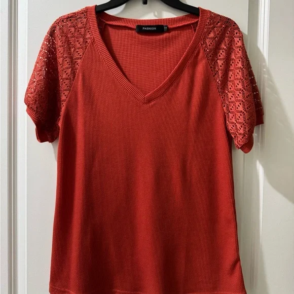 Red Lace Sleeve Women's Top - Picture 1 of 4